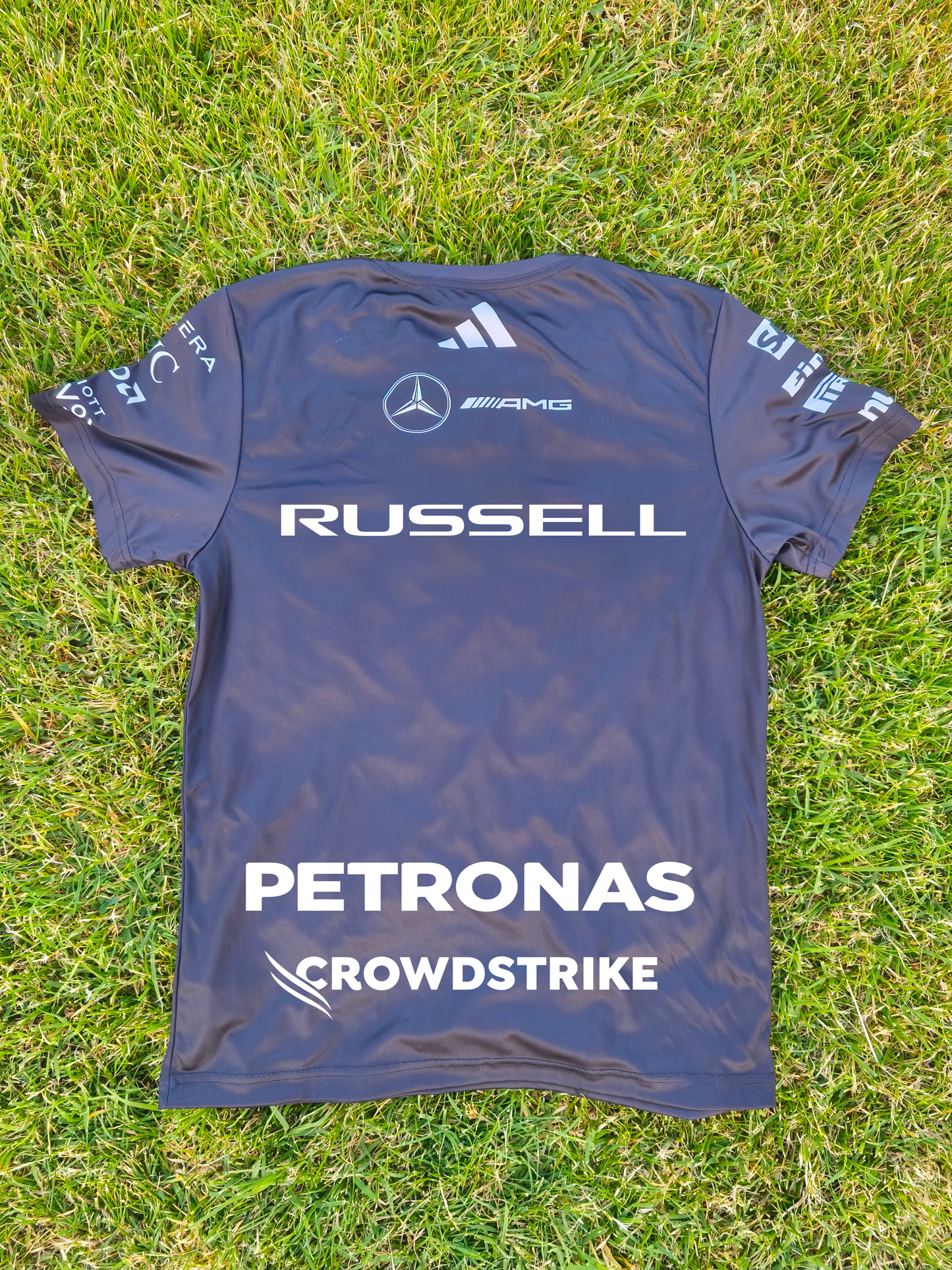 Mercedes majica Russell 2025